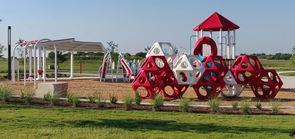 Reverse shot shot of the Keike Park playground. 