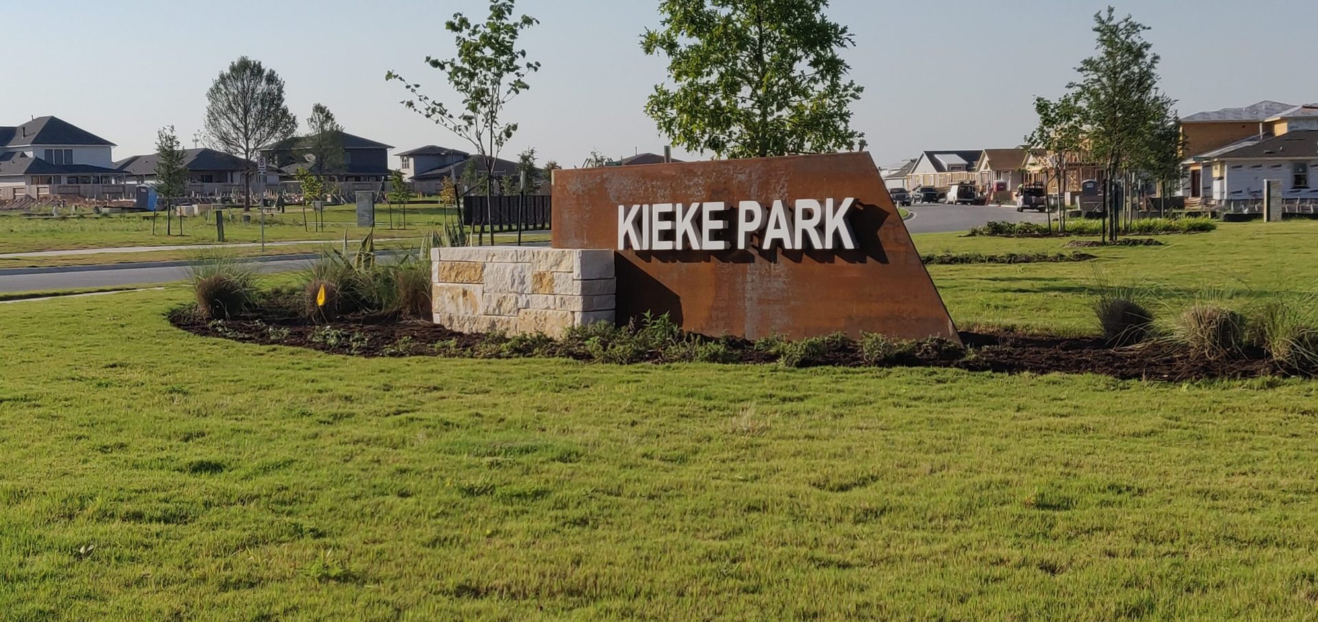 Kieki Park Entrance Sign near Chrysler Bend and Ausblick Avenue